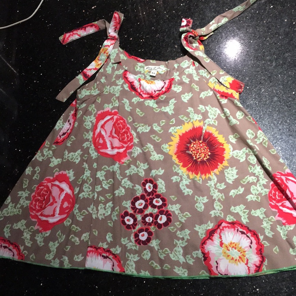 Floral A shape tank top, girls size 4, like new